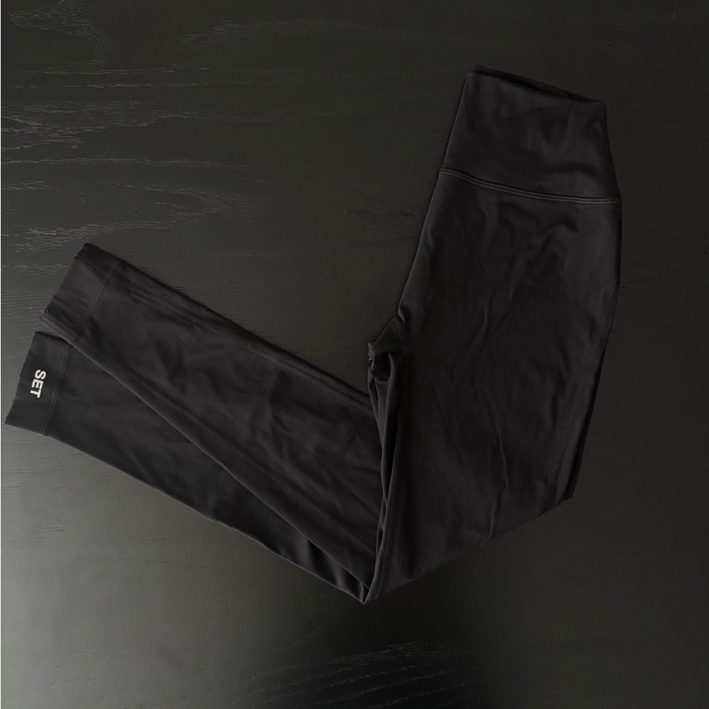 SET Active Black Leggings